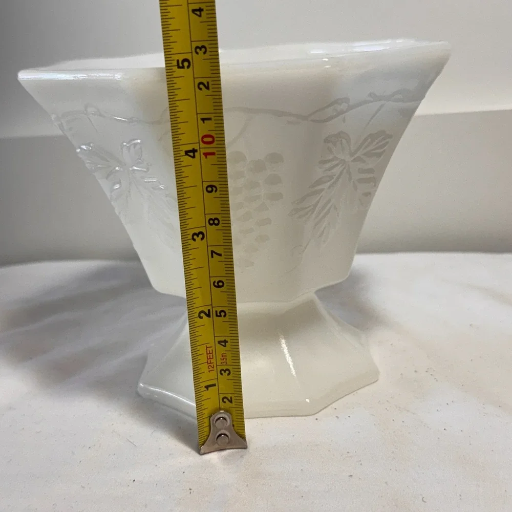 White Milk Glass Paneled Grapes & Leaves Bowl Footed Compote‎ Leaf